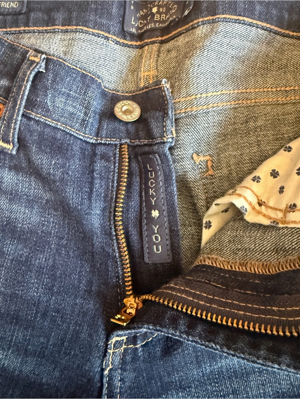 Lucky Brand Mid-Rise Cropped Straight Jeans in Dark Blue Wash - Picture 6 of 8